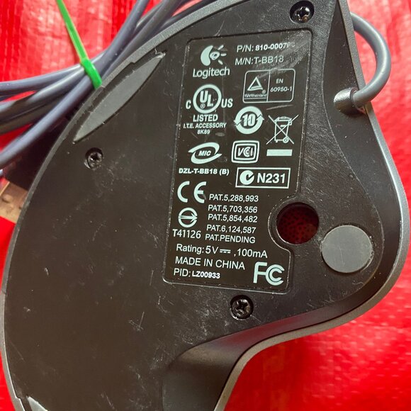 LOGITECH T-BB18 TrackMan Wheel Marble Mouse USB 2-Buttons W/Scroll, 810-000766 - Picture 2 of 7